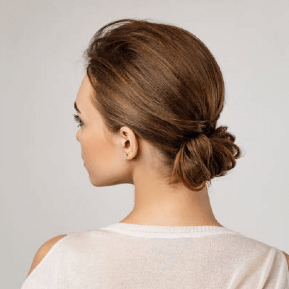 Coiffure cheveux avec élastique