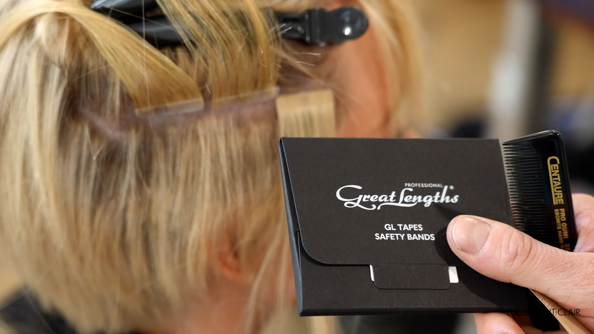 Charline Carré long .00_02_36_09.Still019